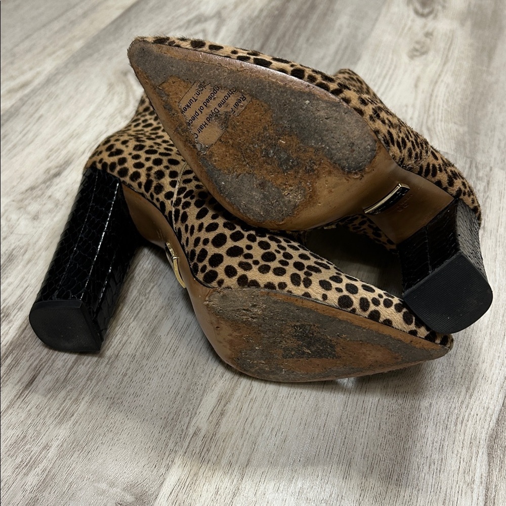 Michael Kors Leopard Calf Hair Embossed Leather Gold Zip Chunky Heel Ankle Boots - Picture 15 of 16